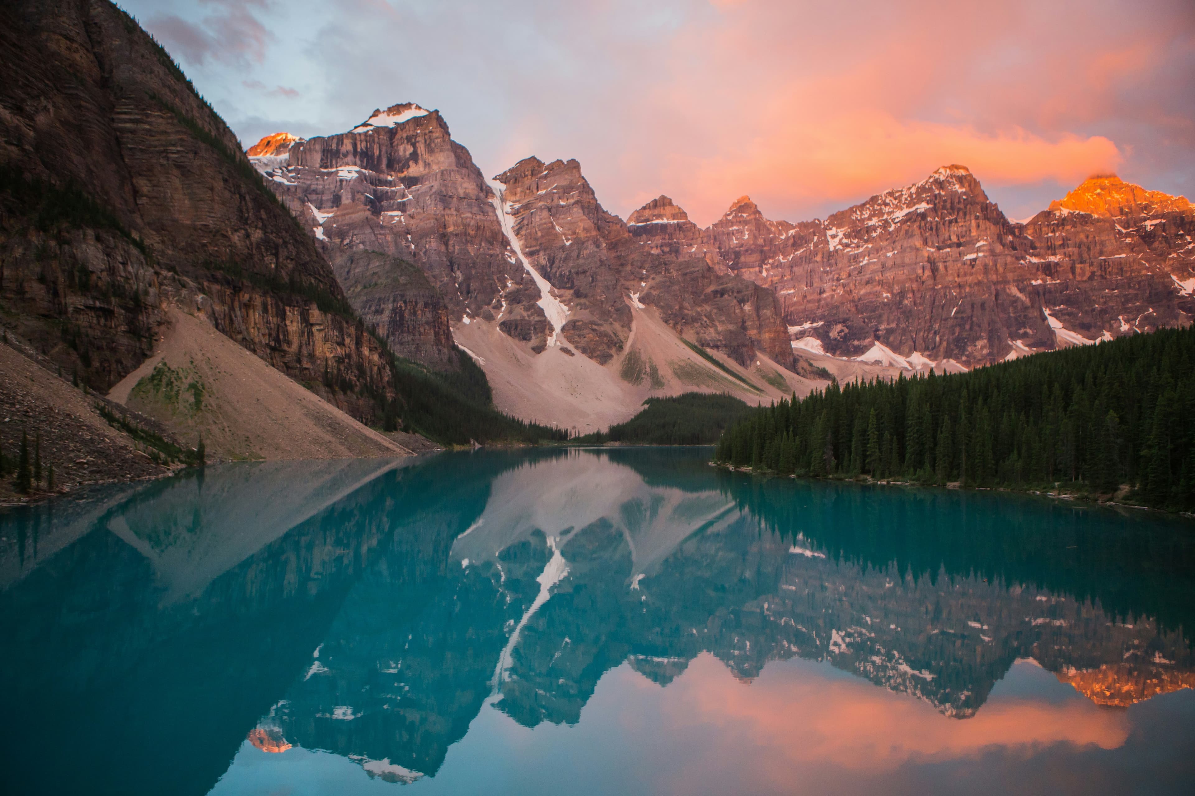 Explore the Best Places to Visit in Canada with LeSo