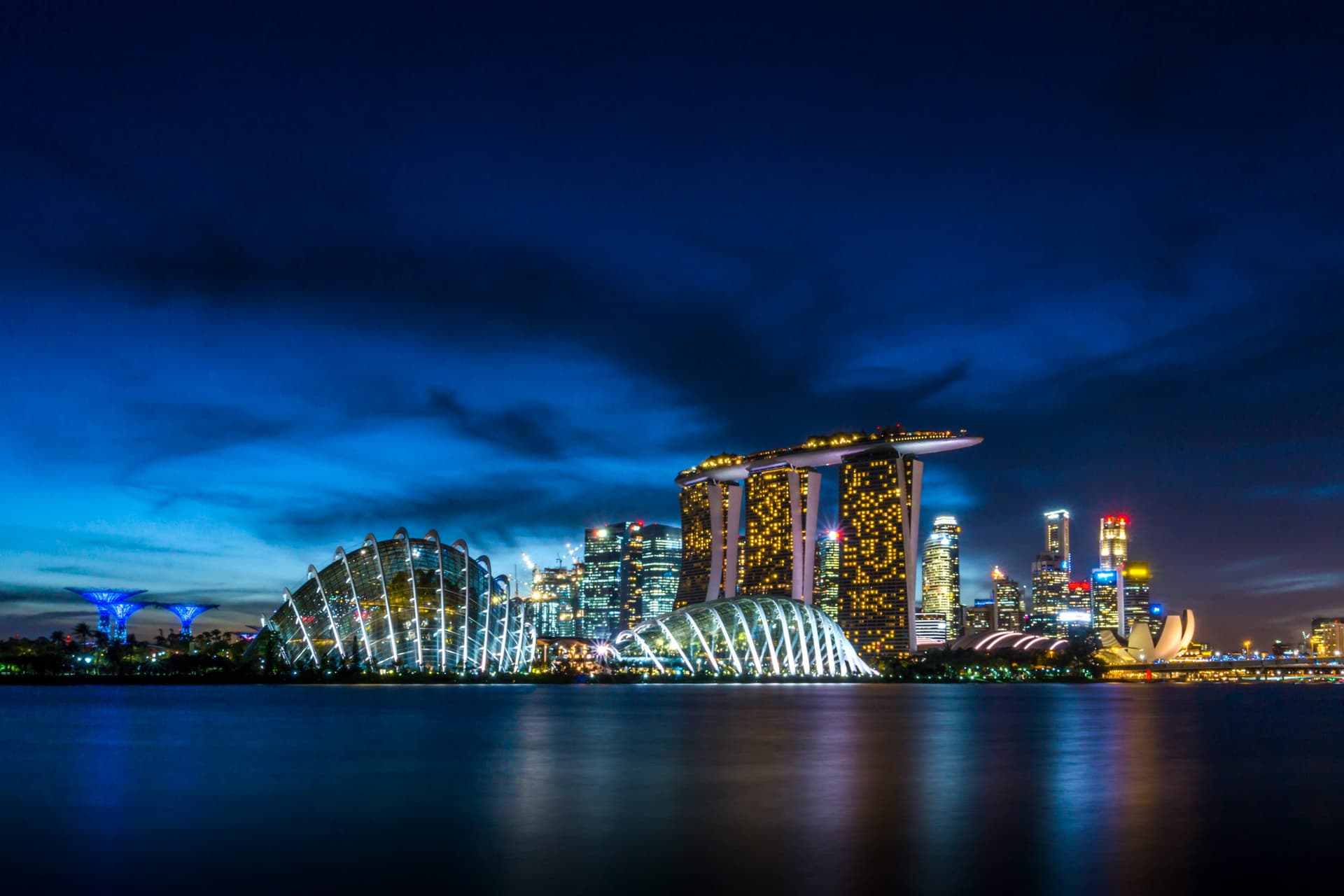 How to Apply for a Singapore Visa- Types, Fees and Application Procedure