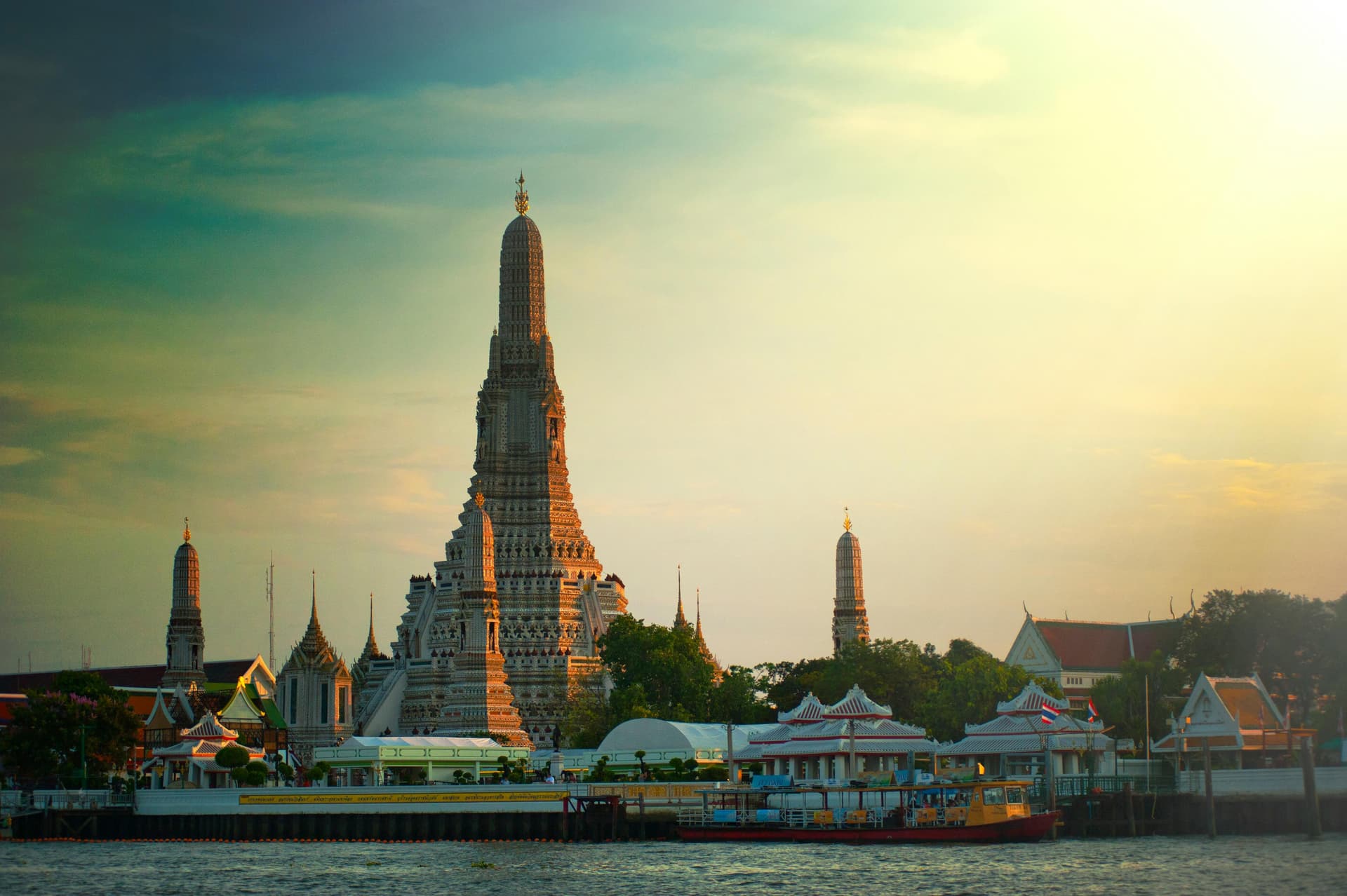 Top 10 Things to do in Bangkok and Pattaya